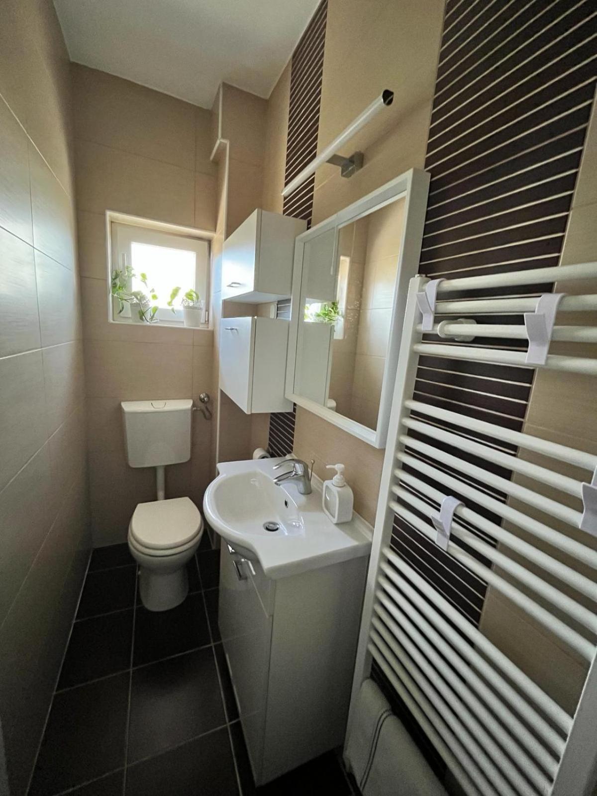 Apartman 4U Velika Gorica Near Zagreb Airport エクステリア 写真